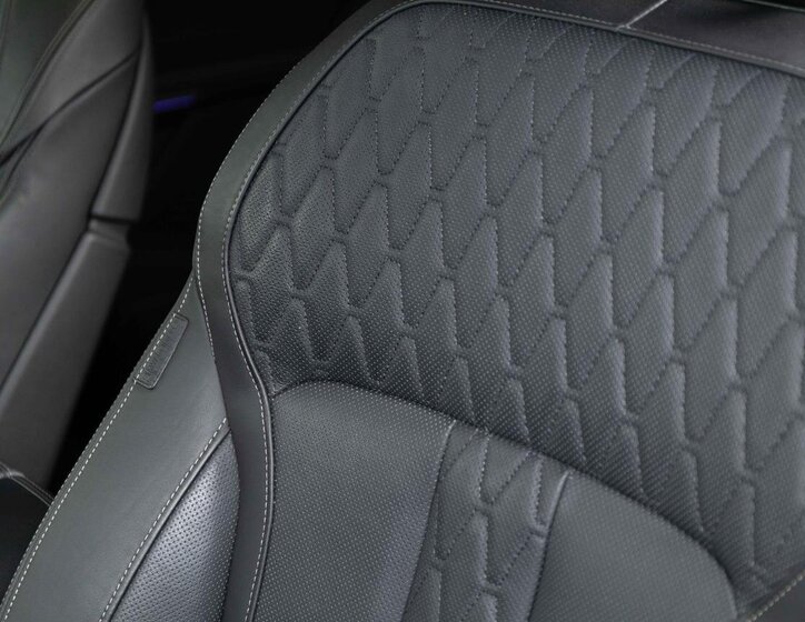 BMW X7 SUV / Terénní 3,0 l 259 kw