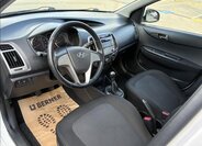 Hyundai i20 9
