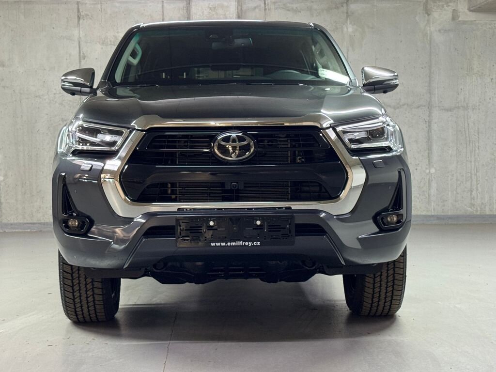Toyota Hilux Pick-up 2,8 l 150 kw