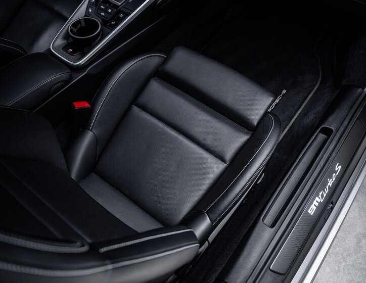 Porsche Ostatní Kupé 3,8 l 478 kw