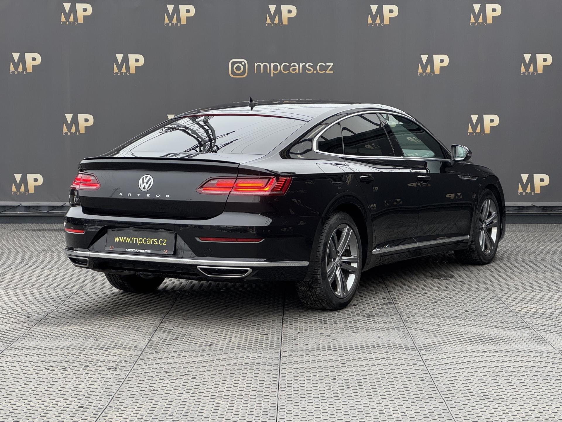 Volkswagen Arteon Liftback 2,0 l 176 kw