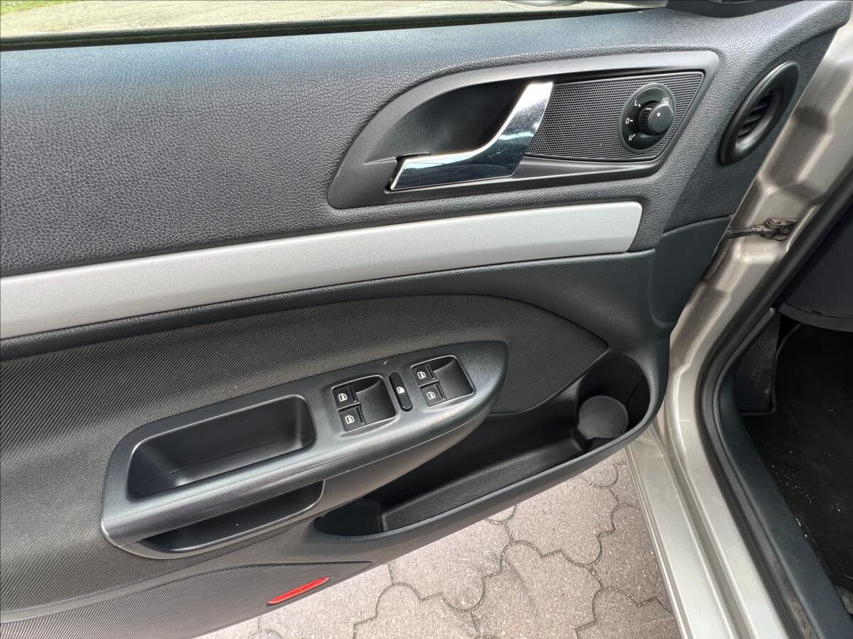 Škoda Octavia Kombi 1,6 l 77 kw