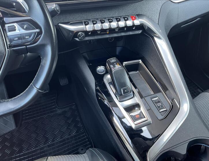 Peugeot 5008 19