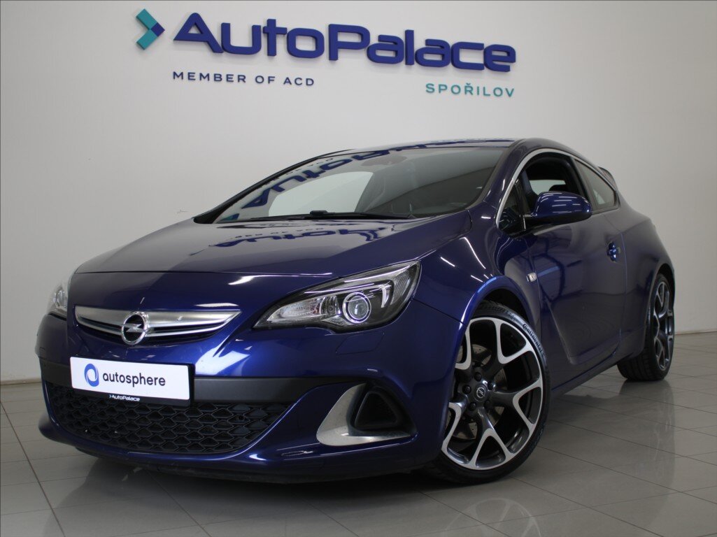Opel Astra Hatchback 2,0 l 206 kw
