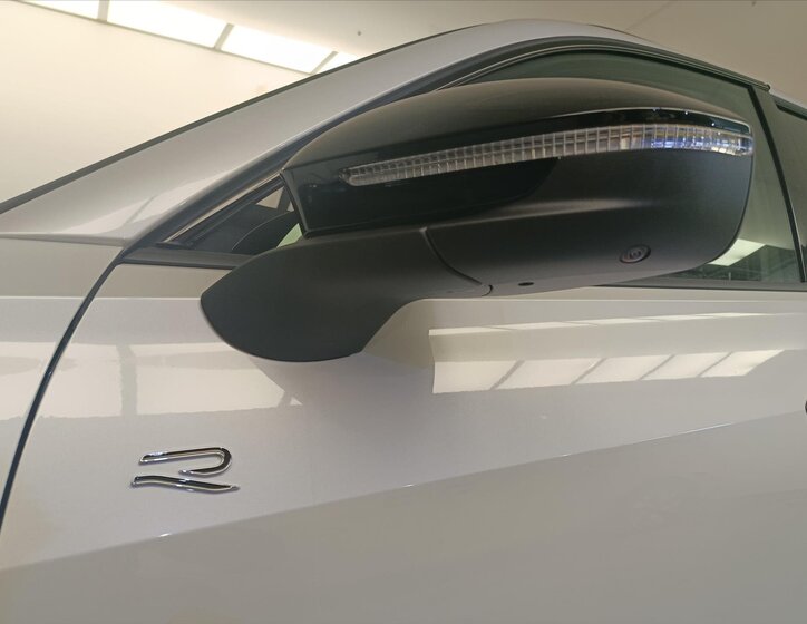 Volkswagen Tayron SUV / Terénní 2,0 l 150 kw