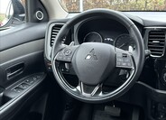 Mitsubishi Outlander 22