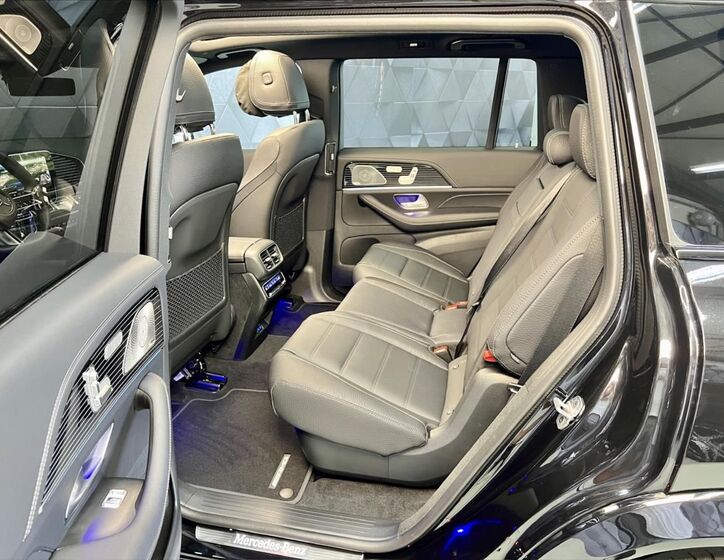 Mercedes-Benz GLS 11