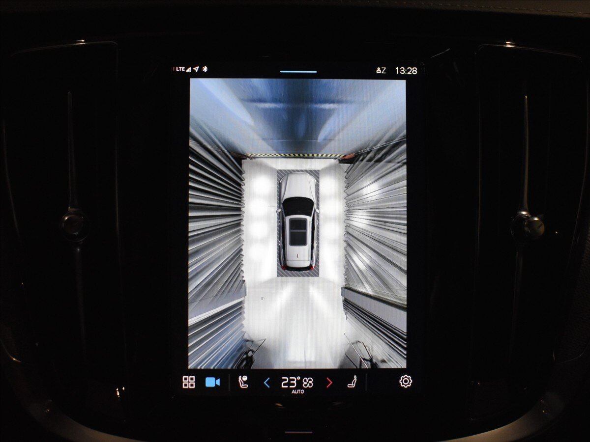 Volvo V60 Kombi 2,0 l 186 kw