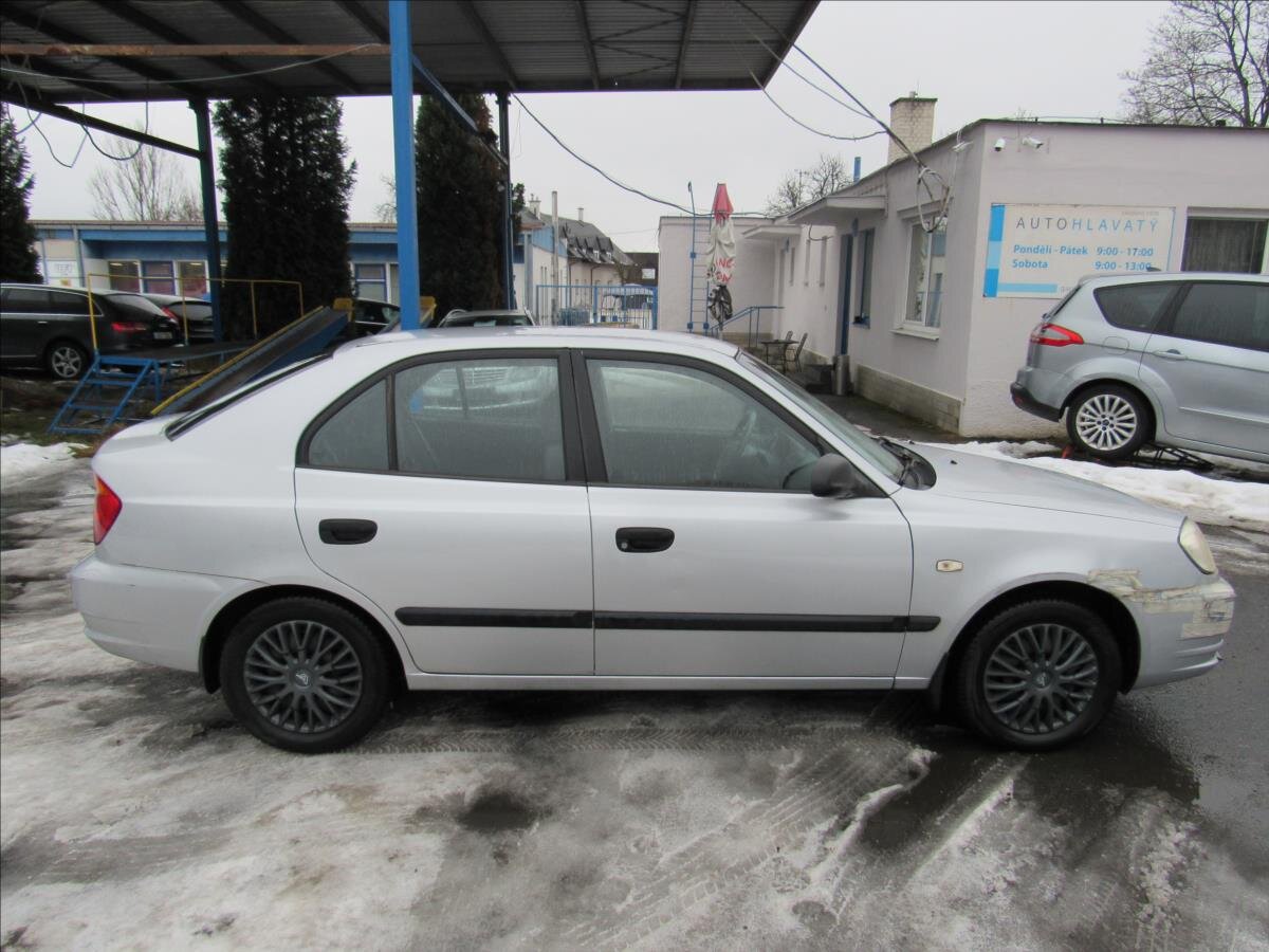 Hyundai Accent Liftback 1,3 l 63 kw