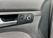 Volkswagen Touran MPV 1,6 l 77 kw