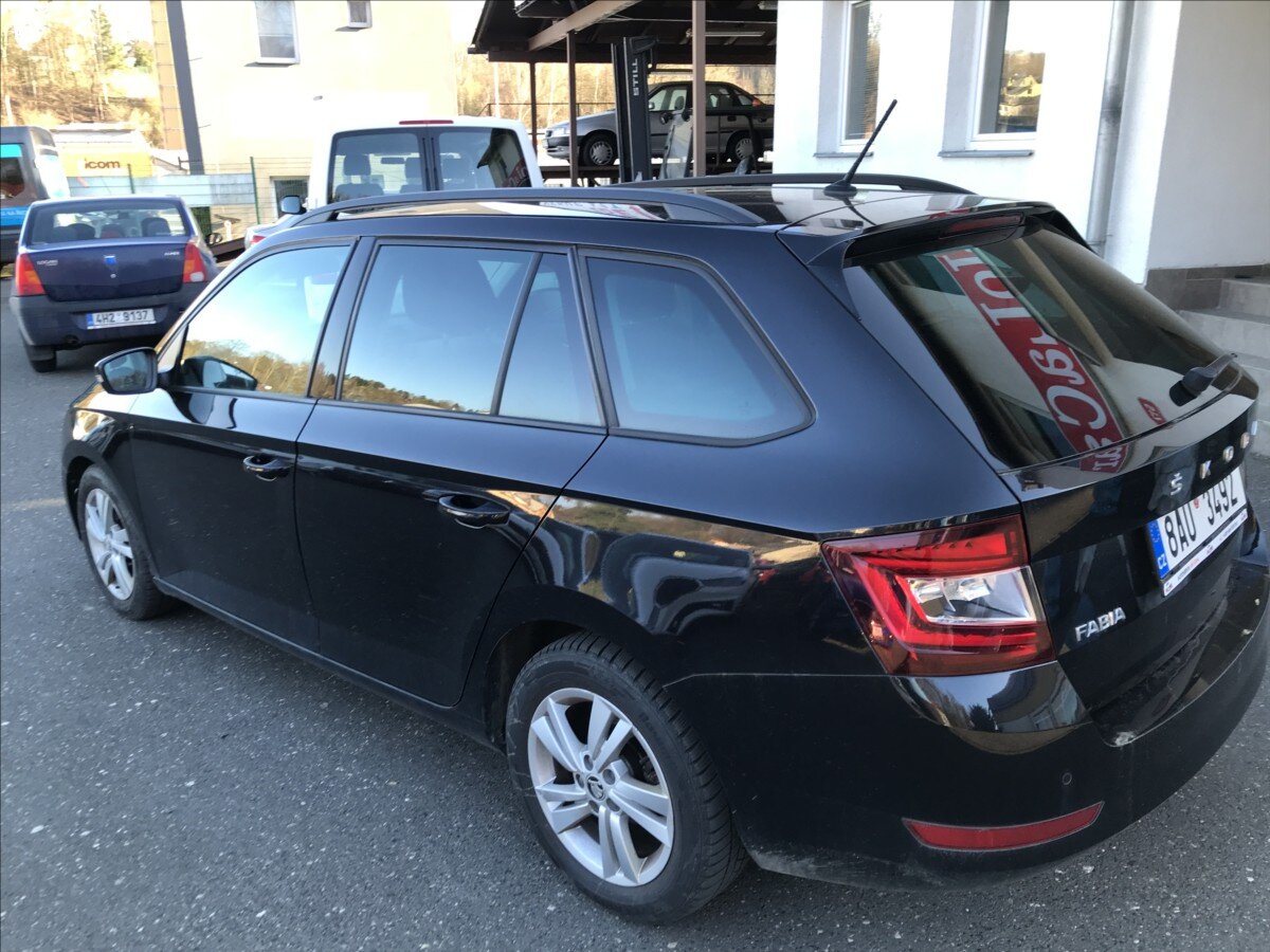 Škoda Fabia Kombi 999,0 70 kw