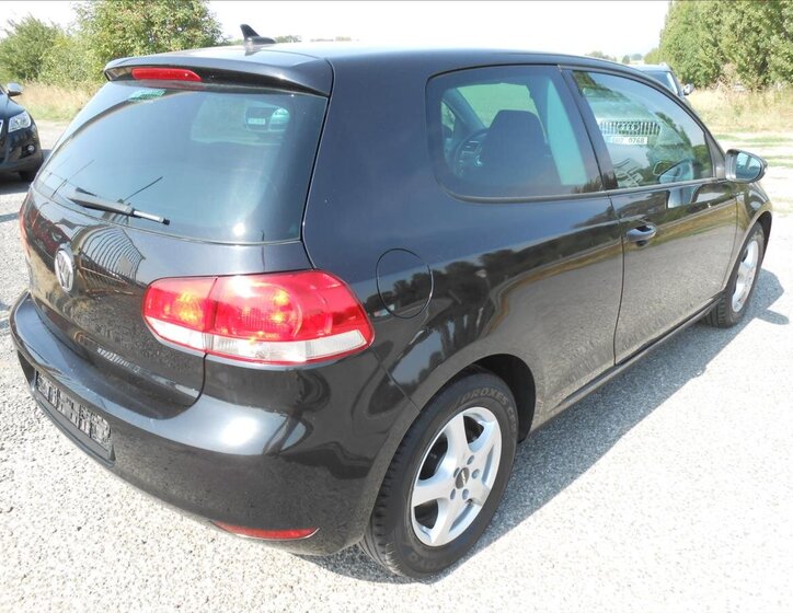 Volkswagen Golf Hatchback 1,6 l 77 kw