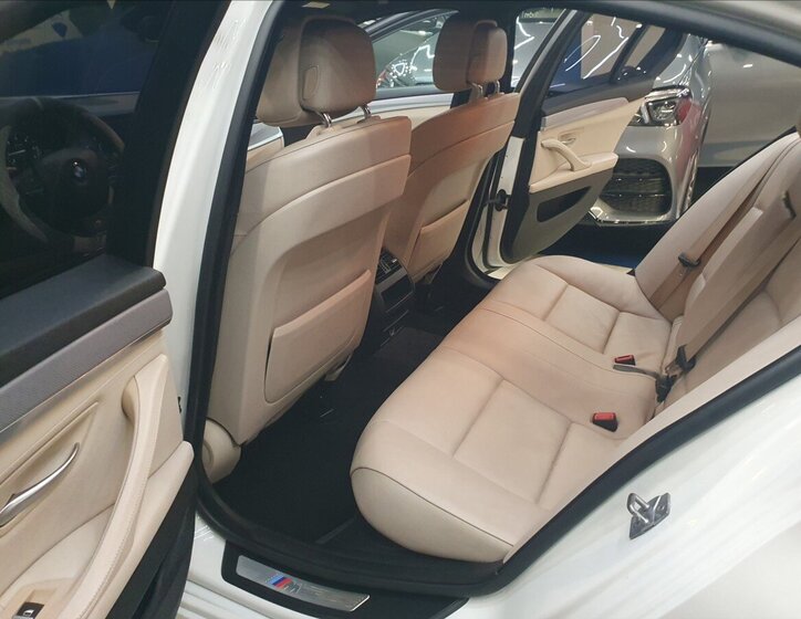 BMW Řada 5 Sedan / Limuzína 3,0 l 230 kw