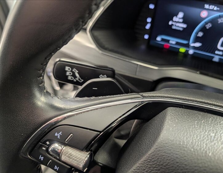 Škoda Superb Kombi 2,0 l 110 kw