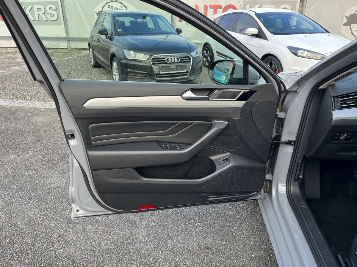 Volkswagen Passat Kombi 2,0 l 110 kw