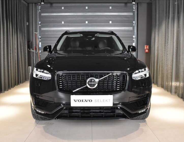Volvo XC90 6