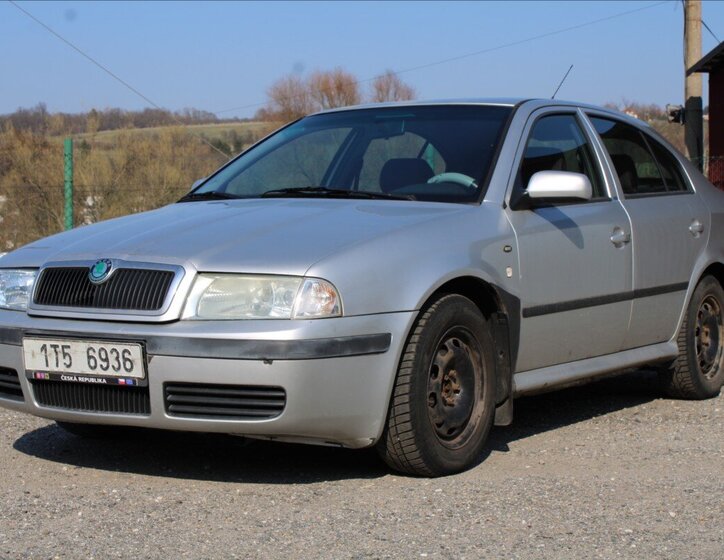 Škoda Octavia Liftback 1,6 l 74 kw