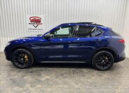 Alfa Romeo Stelvio 4