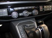 Volkswagen Multivan 10