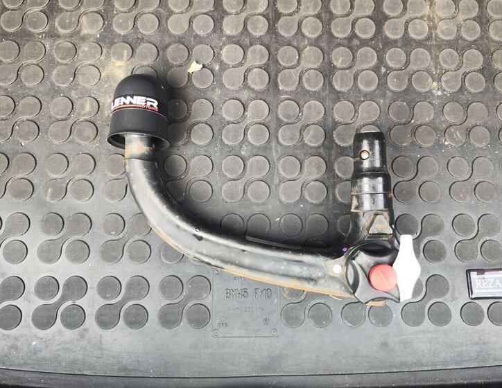 BMW Řada 5 Sedan / Limuzína 2,0 l 140 kw