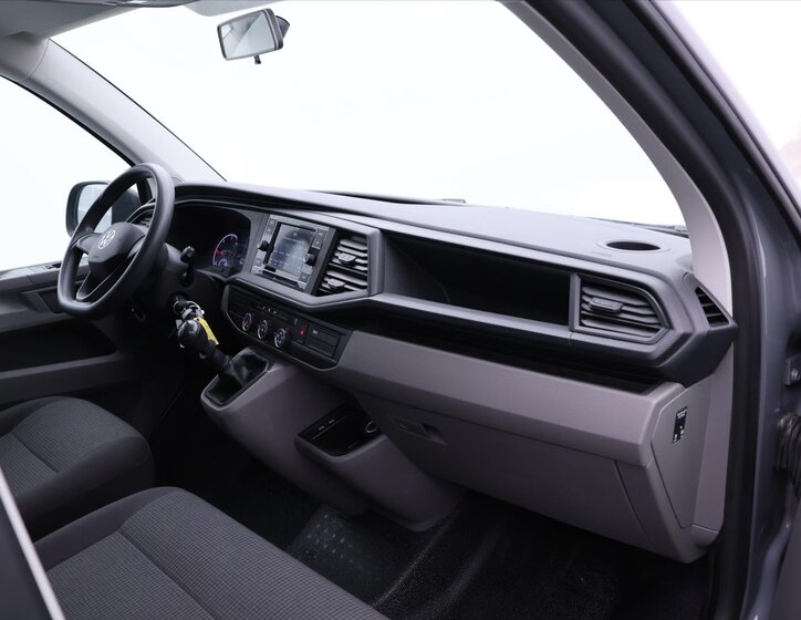 Volkswagen Transporter 21