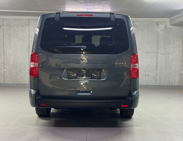 Toyota ProAce Verso 6