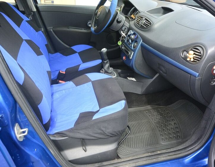 Renault Clio Hatchback 1,1 l 55 kw