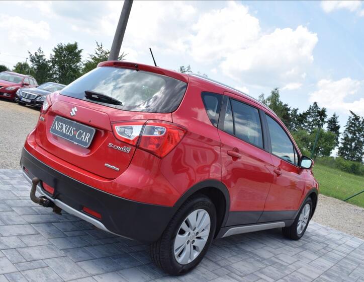 Suzuki SX4 S-Cross 5