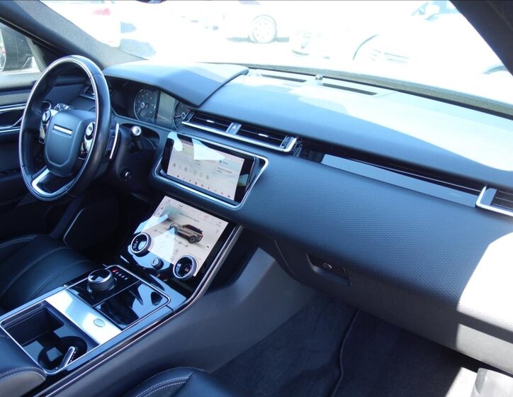 Land Rover Range Rover Velar SUV / Terénní 3,0 l 221 kw