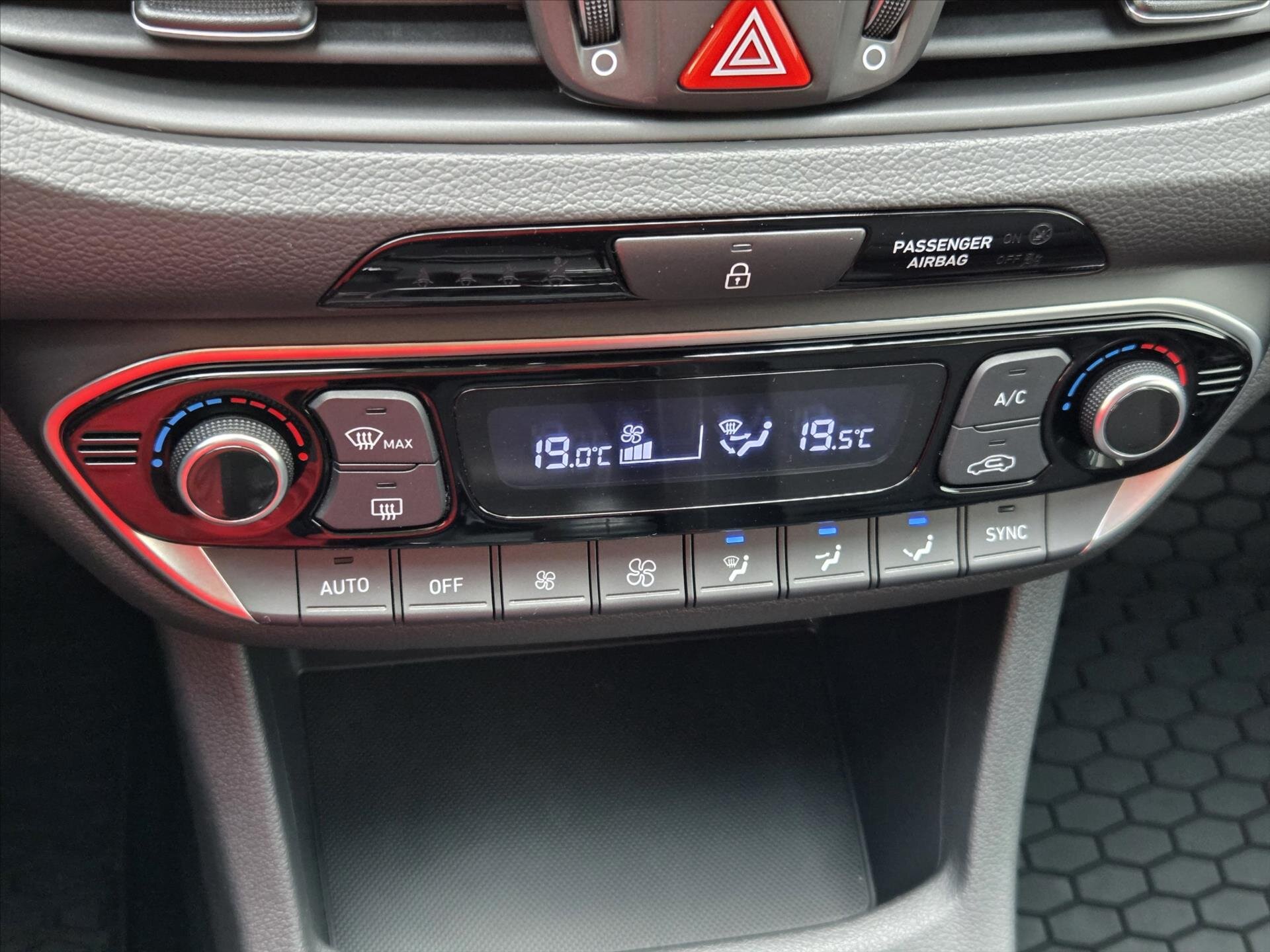 Hyundai i30 Hatchback 1,4 l 103 kw