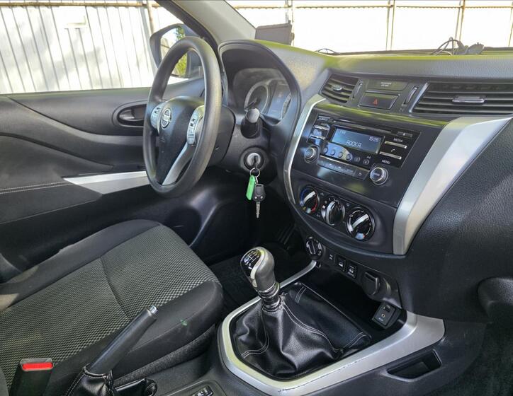Nissan Navara 26