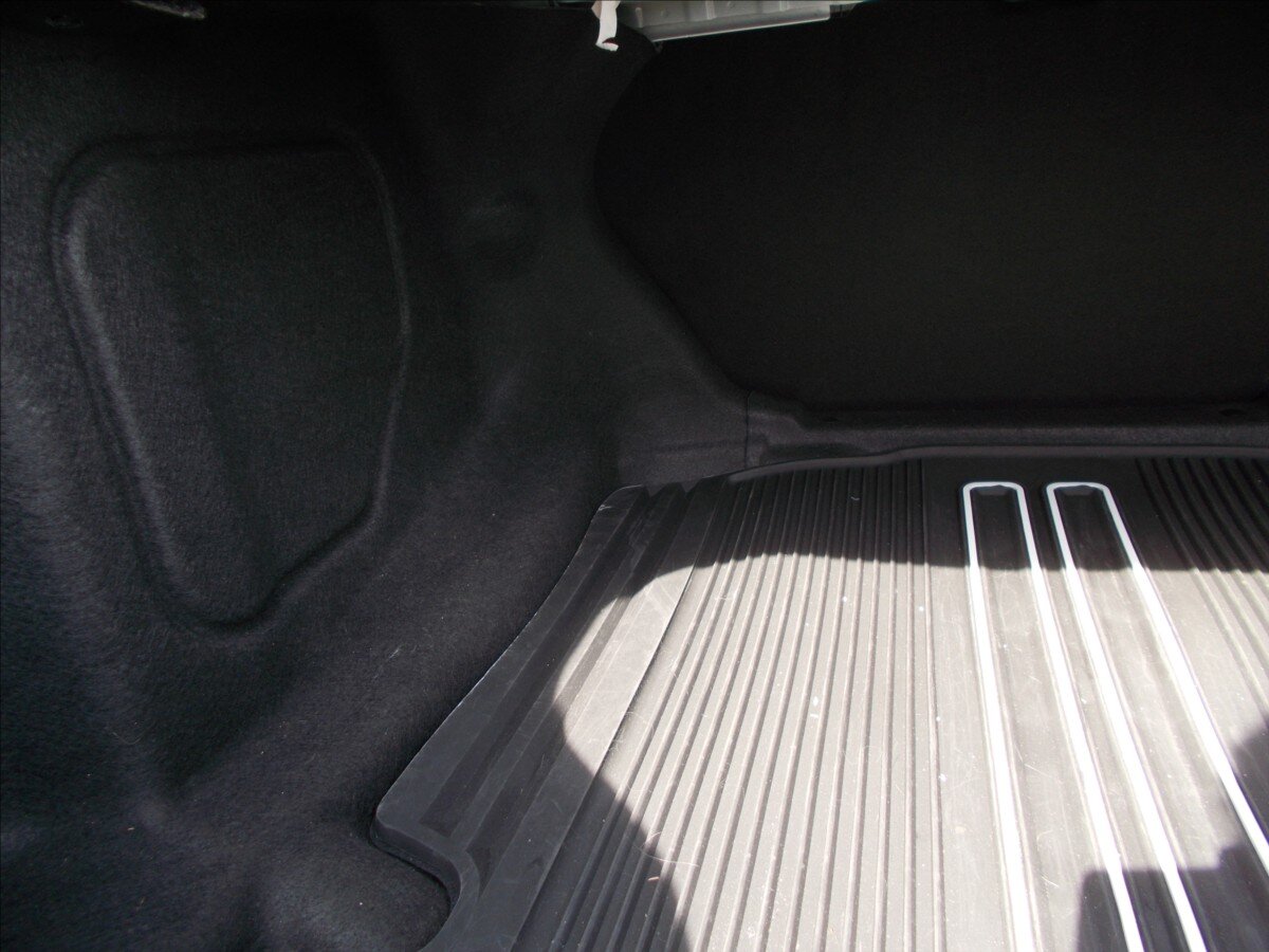 Chevrolet Camaro Kupé 6,2 l 339 kw