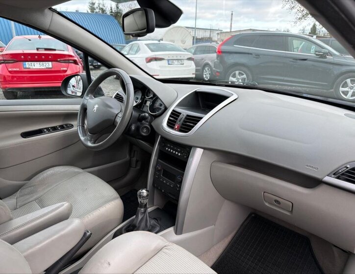 Peugeot 207 Hatchback 1,6 l 110 kw