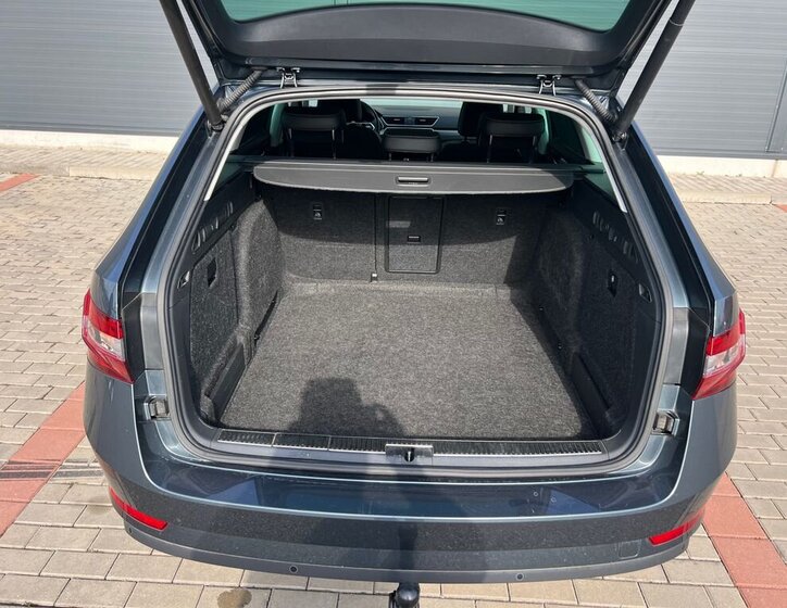 Škoda Superb Kombi 2,0 l 110 kw