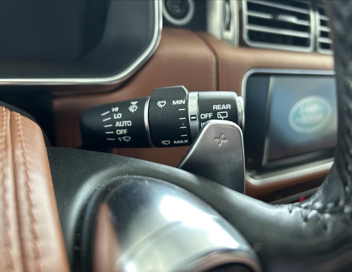 Land Rover Range Rover SUV / Terénní 3,0 l 190 kw