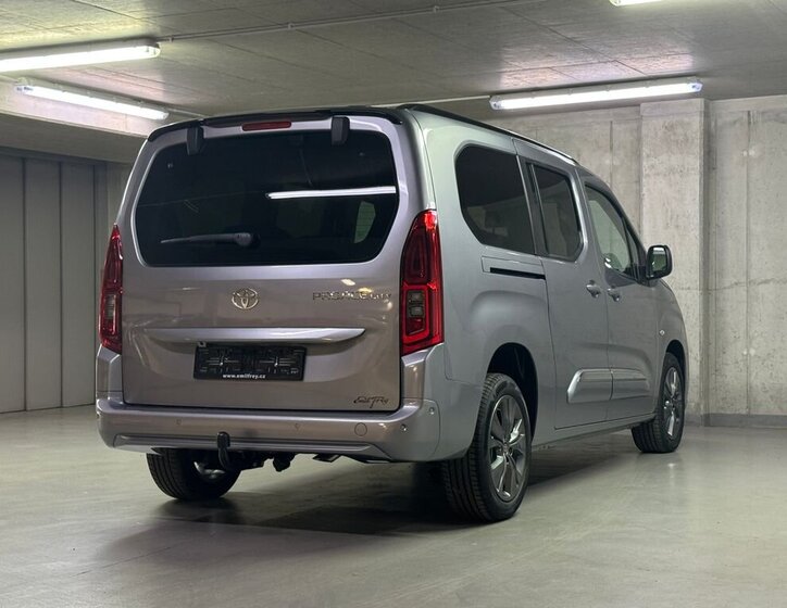 Toyota ProAce City Verso MPV 1,5 l 96 kw