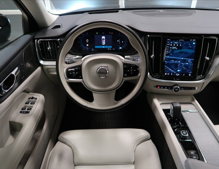 Volvo S60 Sedan / Limuzína 2,0 l 184 kw