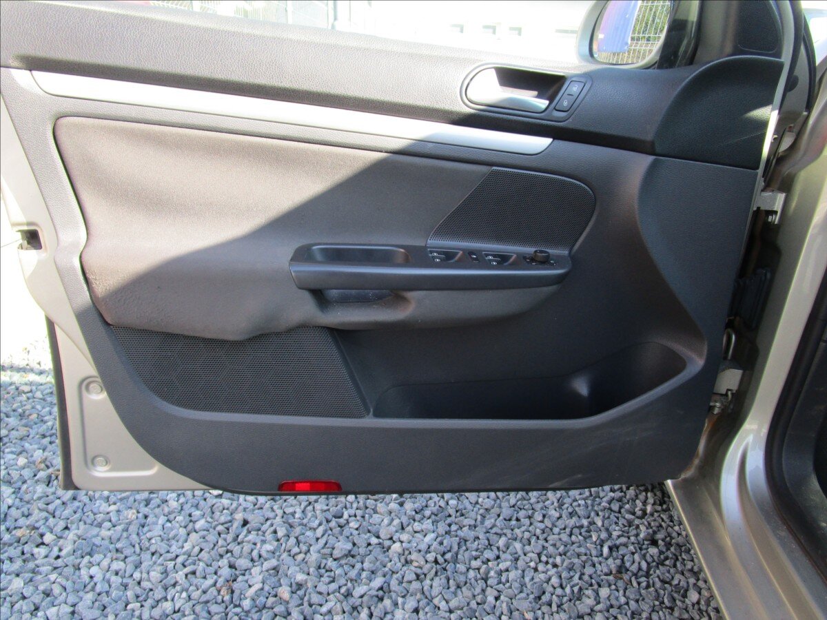 Volkswagen Golf Kombi 1,4 l 90 kw