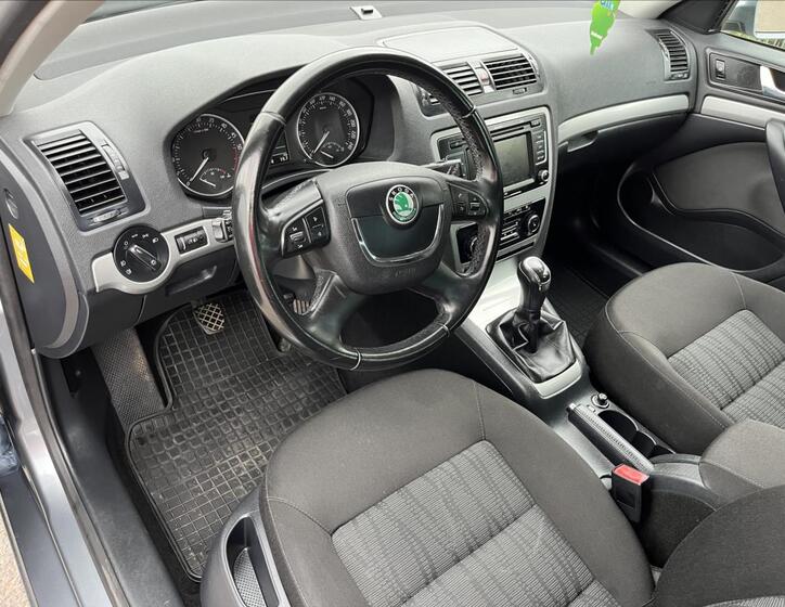 Škoda Octavia 9