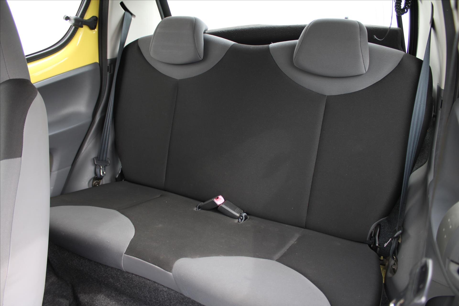 Peugeot 107 Hatchback 998,0 50 kw