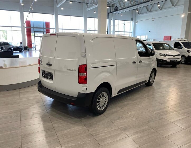 Toyota ProAce Skříň 2,0 l 106 kw