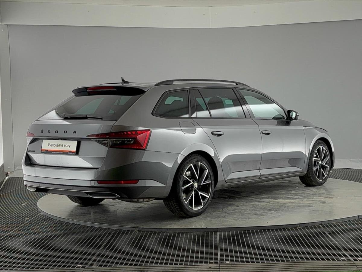 Škoda Superb Kombi 2,0 l 140 kw
