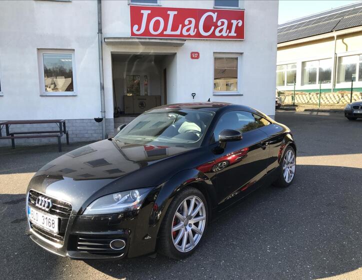 Audi TT 1