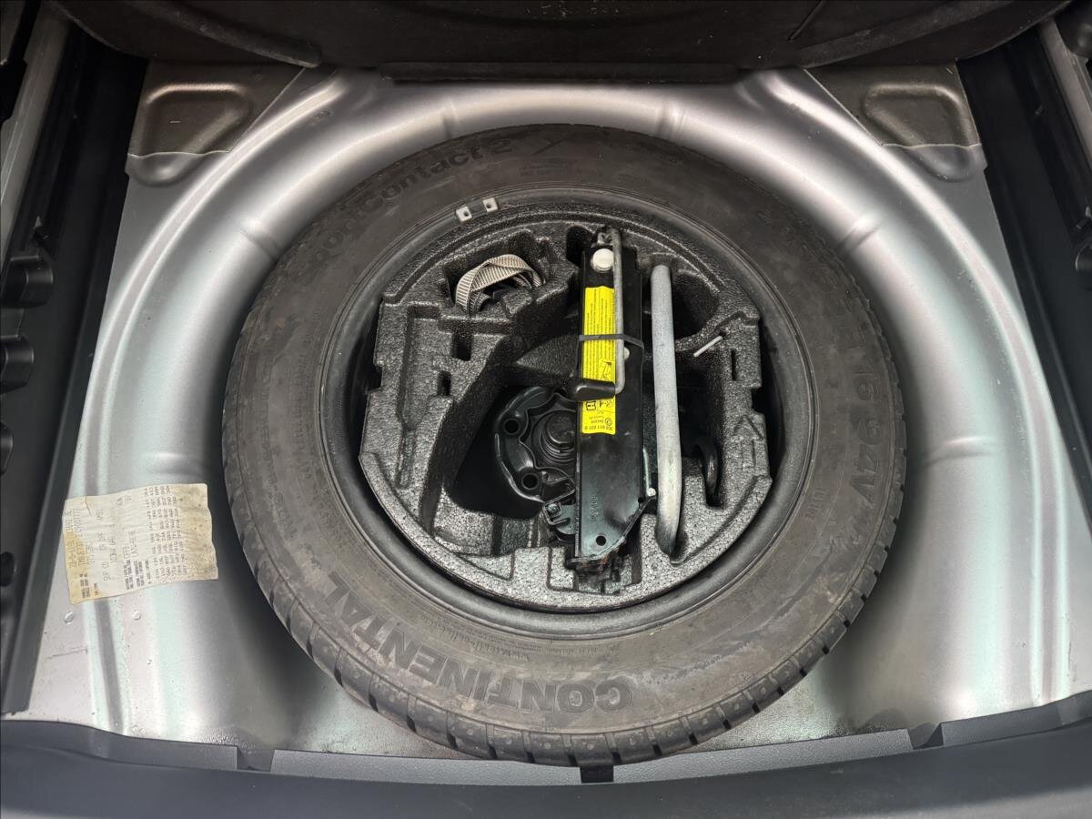 Škoda Superb Kombi 2,0 l 103 kw