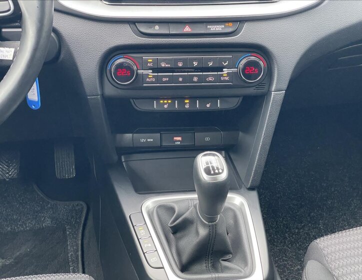 KIA Ceed Hatchback 998,0 74 kw