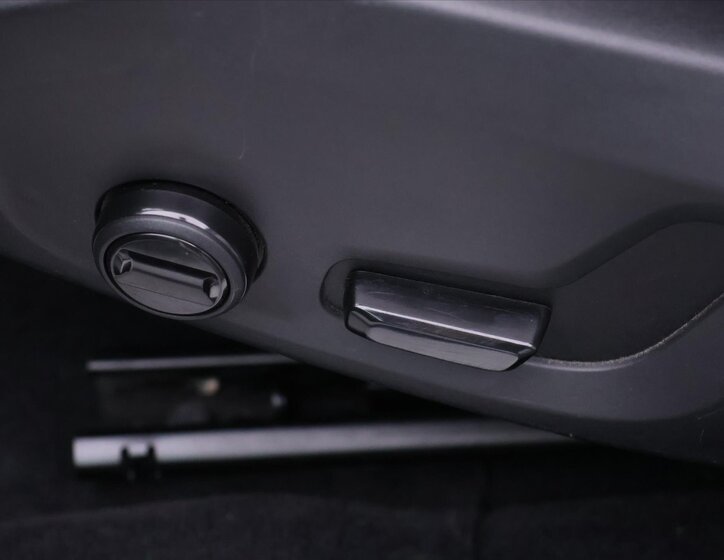 Volvo V60 Kombi 2,0 l 140 kw