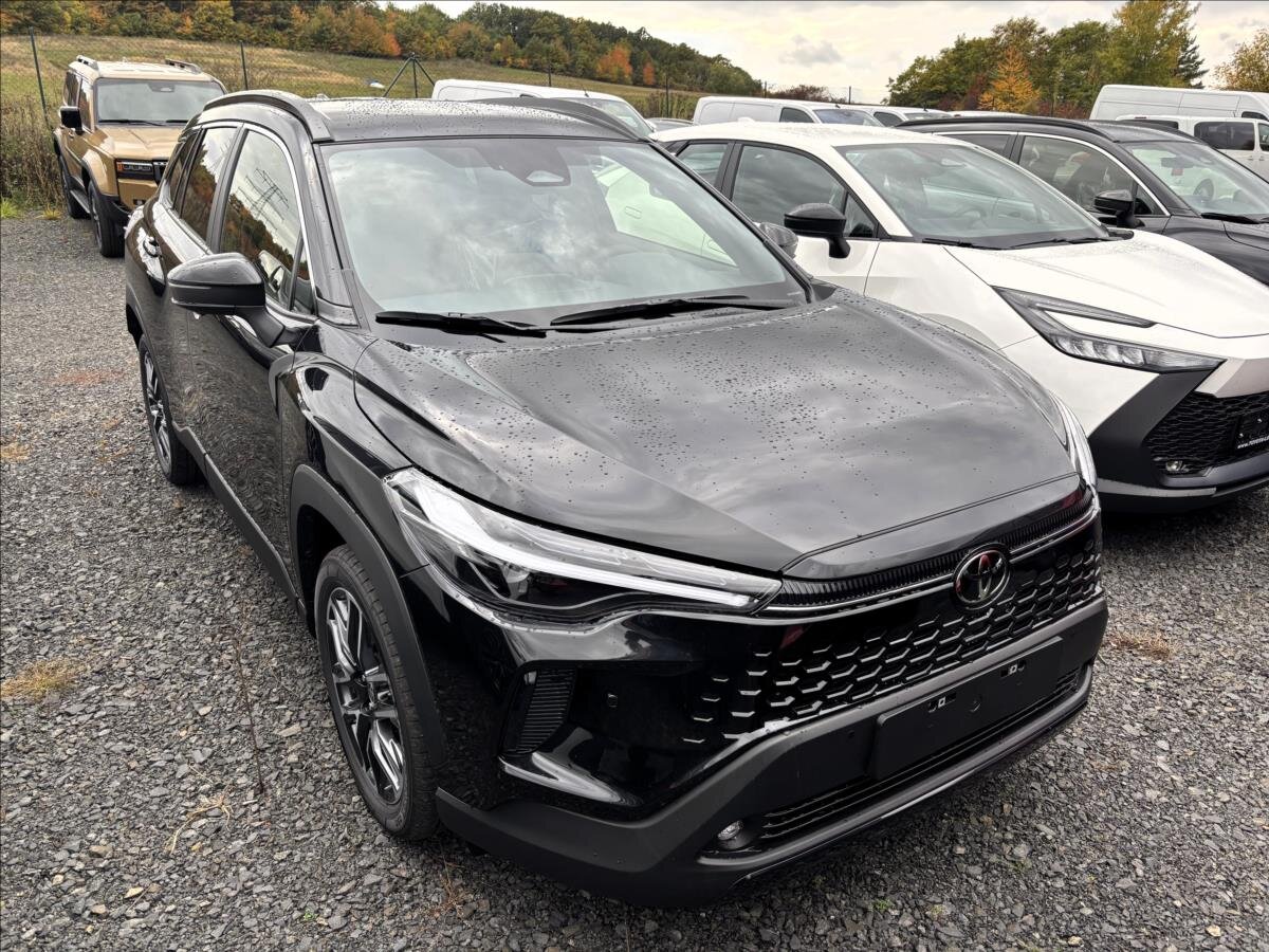 Toyota Corolla Cross SUV 1,8 l 103 kw