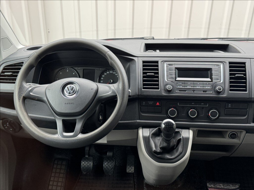 Volkswagen Transporter Skříň 2,0 l 110 kw