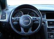 Audi Q7 18