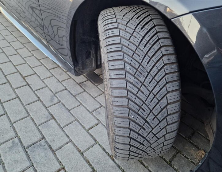 Mercedes-Benz Třídy C Sedan / Limuzína 2,0 l 147 kw